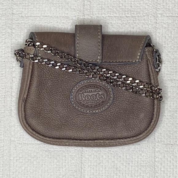 Roots Vintage Crossbody Chain Strap Bag Taupe - Picture 2 of 8